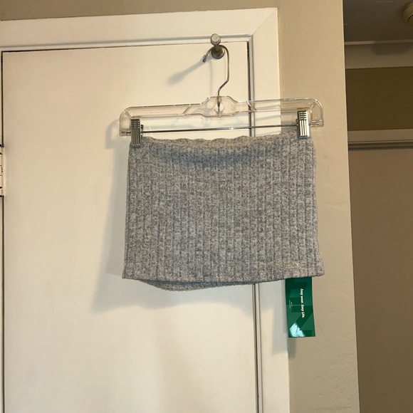 NWT. Women's Bandeau Top And Flare Pants Casual Set - Picture 2 of 6